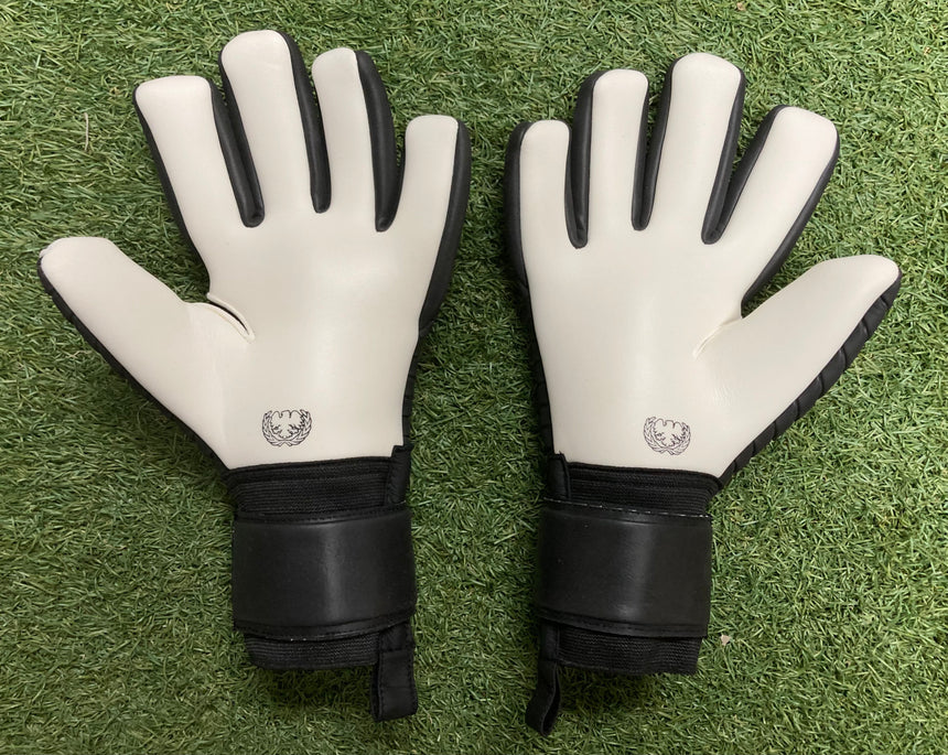 BOSS WHITEOUT OFF COLOUR