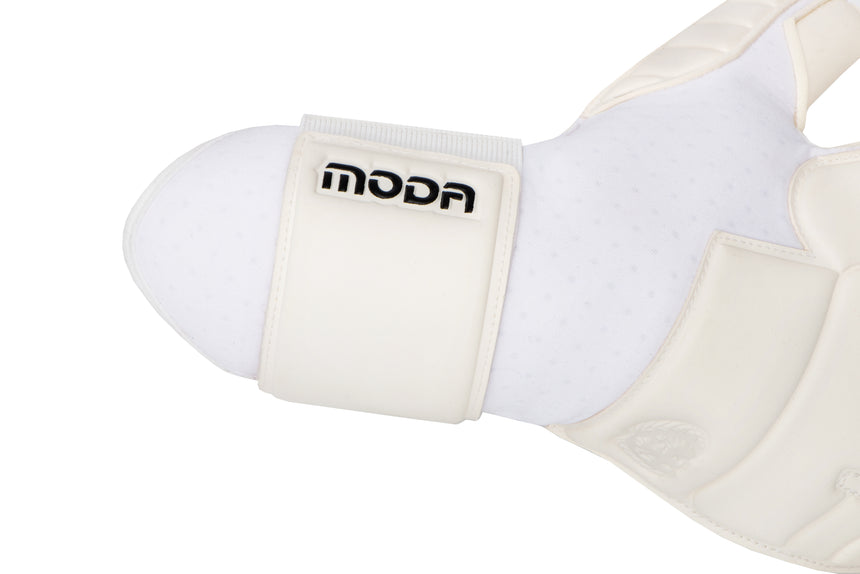 MODA WHITEOUT